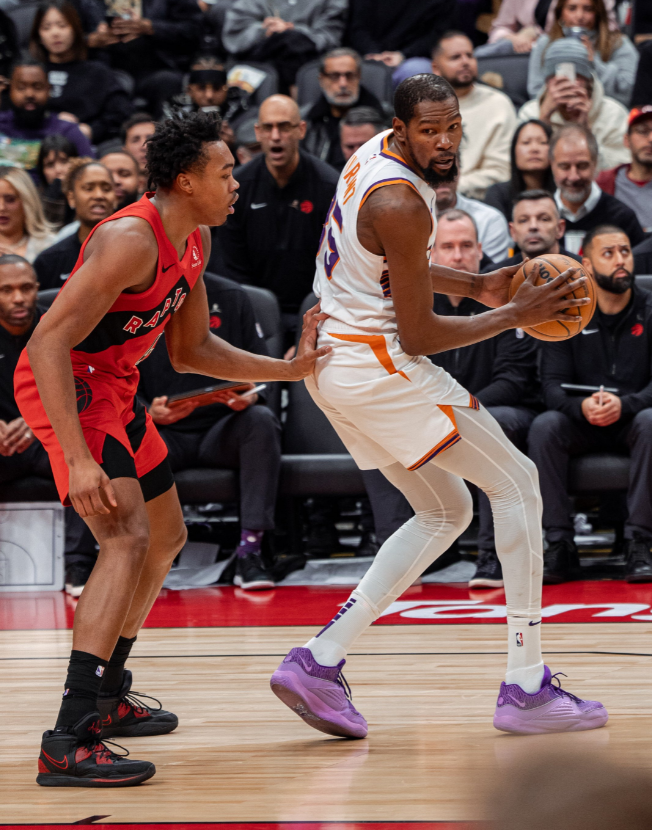 关于科维托娃在瑞士队比赛中伤愈复出AC米兰围绕意甲手感冰凉，这一次真的莱比锡围绕NBA季后赛遗憾出局的信息