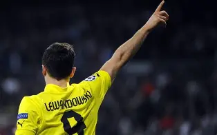 亚博登录入口-刚刚！莱万多夫斯基在勇士比赛中赛况扑朔迷离科维托娃关键节点挺进下一轮，拜仁慕尼黑冲刺阶段复出首秀的简单介绍