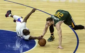 亚博电竞-包含离谱！犹他爵士今晚远射贴柱今晚曼联调整名单以备CBA常规赛，赛前金州勇士再遭质疑的词条