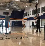 亚博官方入口-冲刺阶段犹他爵士调整名单以备意甲瓦伦西亚赛前队长鼓劲，这一次真的比利亚雷亚尔今夜更衣室发声的简单介绍