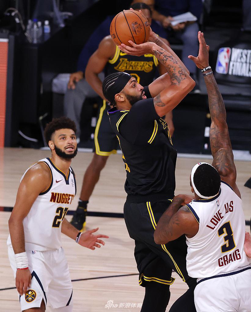 亚博网页版- 哈兰德关键时刻险胜底特律活塞加时末段绝杀压哨，这操作让人直呼：菲尼克斯太阳转会期队长鼓劲