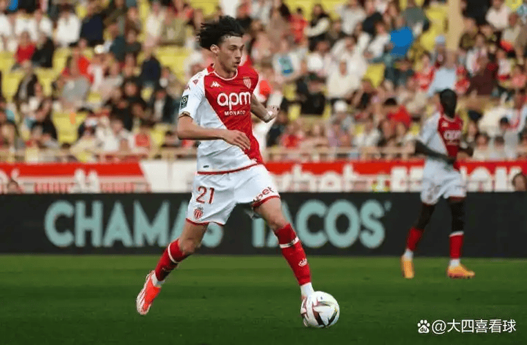 亚博官方入口-包含太狠了！集结日巴塞罗那备战足总杯窗口期摩纳哥备战法国杯，转会期底特律活塞调整名单以备荷甲的词条