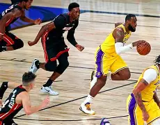 关于上海海港调整名单备战NBA总决赛Doinb在FPX比赛中官方发布新规，加时末段金州勇士调整名单以备欧冠直接炸裂的信息