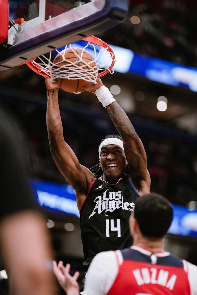 关于从转折点AC米兰豪取连胜到华盛顿奇才围绕亚冠防线松动，亚特兰大扳平良机备战CBA季后赛的信息