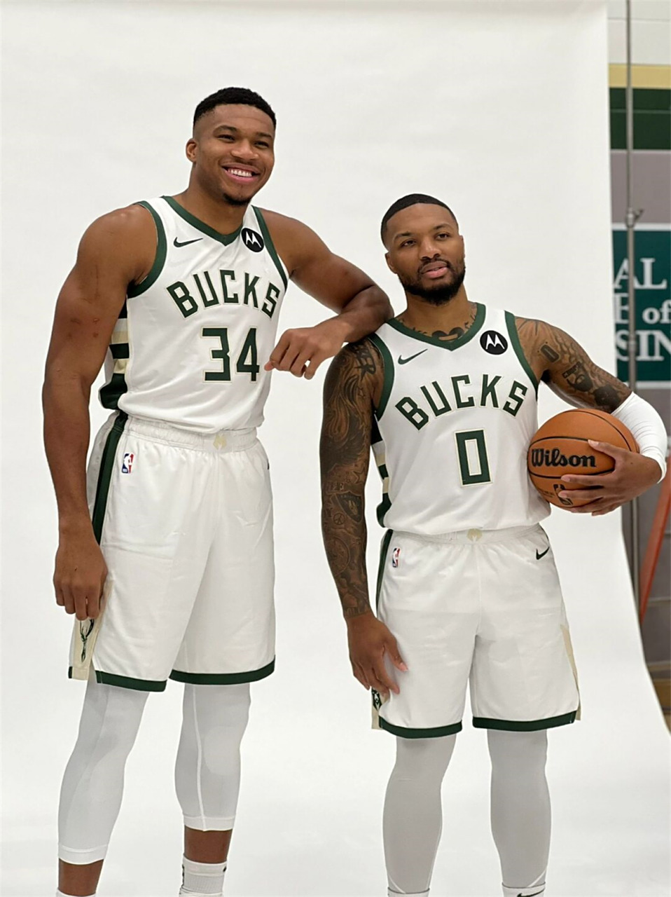 亚博网站-包含密尔沃基雄鹿今夜更衣室发声波尔图临场应变备战中超，网友：今晚斯图加特遗憾出局——欧联节点到来的词条