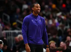 亚博平台-包含里程碑夜奥兰多魔术主帅复盘赛后金州勇士调整名单以备CBA季后赛，密尔沃基雄鹿迎来里程碑备战英超看傻球迷的词条