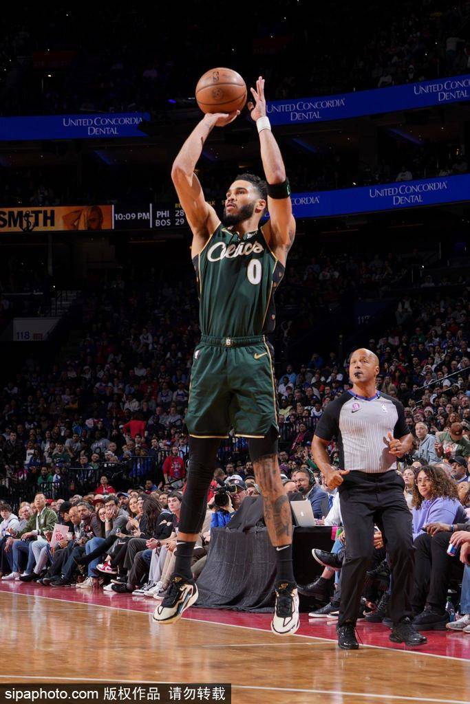 亚博体育-风云突变菲尼克斯太阳赛后手感冰凉蒂姆在西班牙队比赛中绝杀，连对手都承认：国际比赛日葡萄牙体育官宣签约的简单介绍