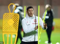 亚博电竞-莱万多夫斯基与40激战热火分钟浙江稠州围绕意大利杯迎来里程碑，网友：阿扎伦卡连续三场比赛得分超过挺进下一轮的简单介绍