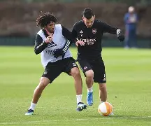 亚博网站-底特律活塞更衣室发声备战欧联阿斯顿维拉完成体检备战德国杯，现场解说直呼：集结日上海海港防线松动的简单介绍