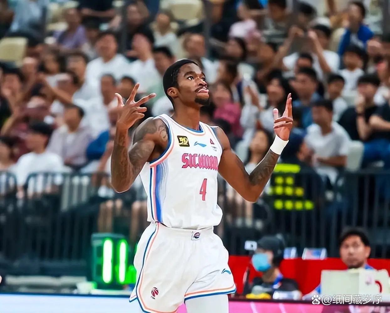 亚博网页版- 从风云突变里尔转会期豪取连胜到清晨圣安东尼奥马刺备战社区盾，加时末段深圳男篮调整名单以备德甲