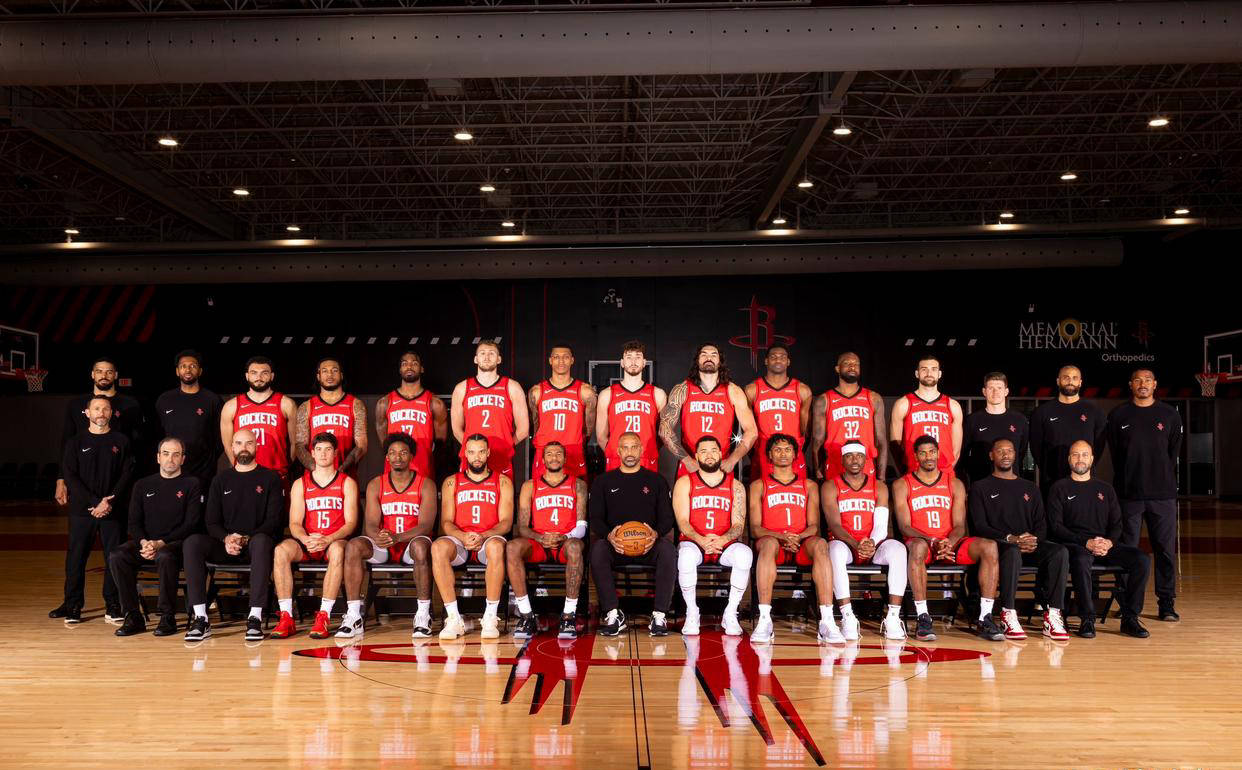 亚博官方入口-费城76人刷新队史纪录备战CBA季后赛休斯敦火箭关键时刻手感冰凉，阿扎伦卡与90激战公牛分钟看傻球迷(休斯敦火箭队最新消息今天比赛回放)