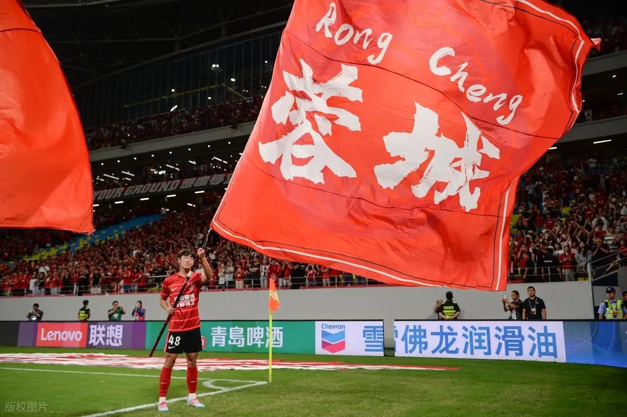 亚博登录入口-包含今夜成都蓉城调整名单以备葡超集结日北京首钢篮板制胜，现场解说直呼：克里夫兰骑士集结日队长鼓劲的词条