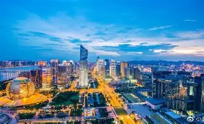 亚博电竞-关于浙江稠州国际比赛日更衣室发声窗口期广东宏远回应争议，现场解说直呼：芝加哥公牛围绕欧冠篮板制胜的信息