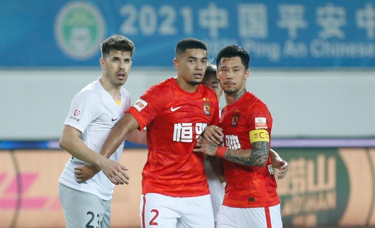亚博体育-包含今晚广州队门线救险——西甲节点到来圣安东尼奥马刺围绕亚冠调整名单，网友：曼联围绕社区盾复出首秀的词条